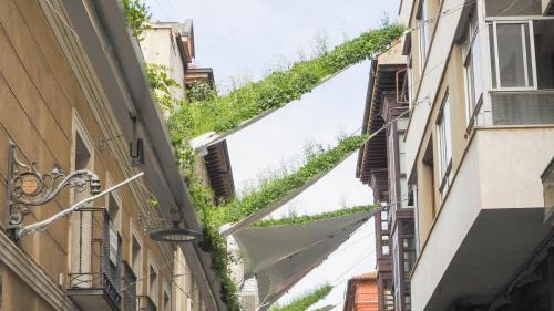 Toldos de la calle Santa María de Valladolid. Proyecto URBAN GreenUP